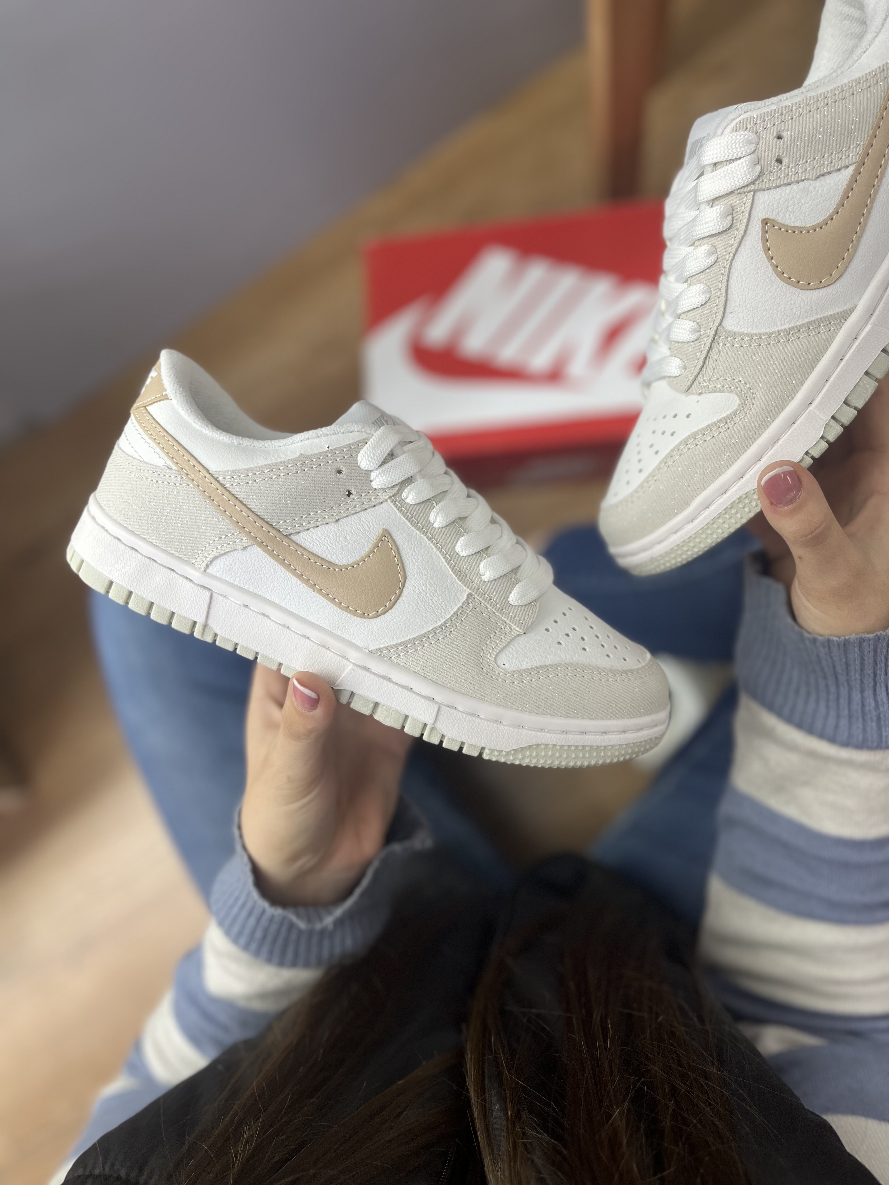 Nike jordan LOW glitter